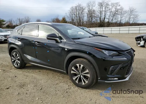 2018 Lexus Nx 300 Base z USA, uszkodzony, nr VIN JTJBARBZ4J2165011